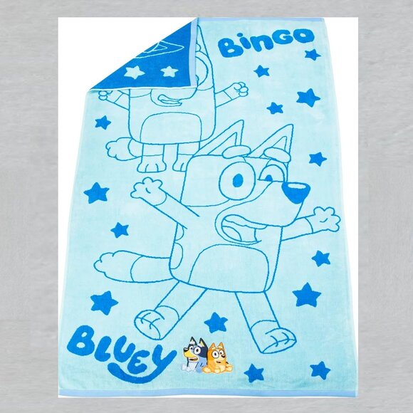 Bluey Beach Towel Measures 34 x 63 inches - Picture 1 of 2